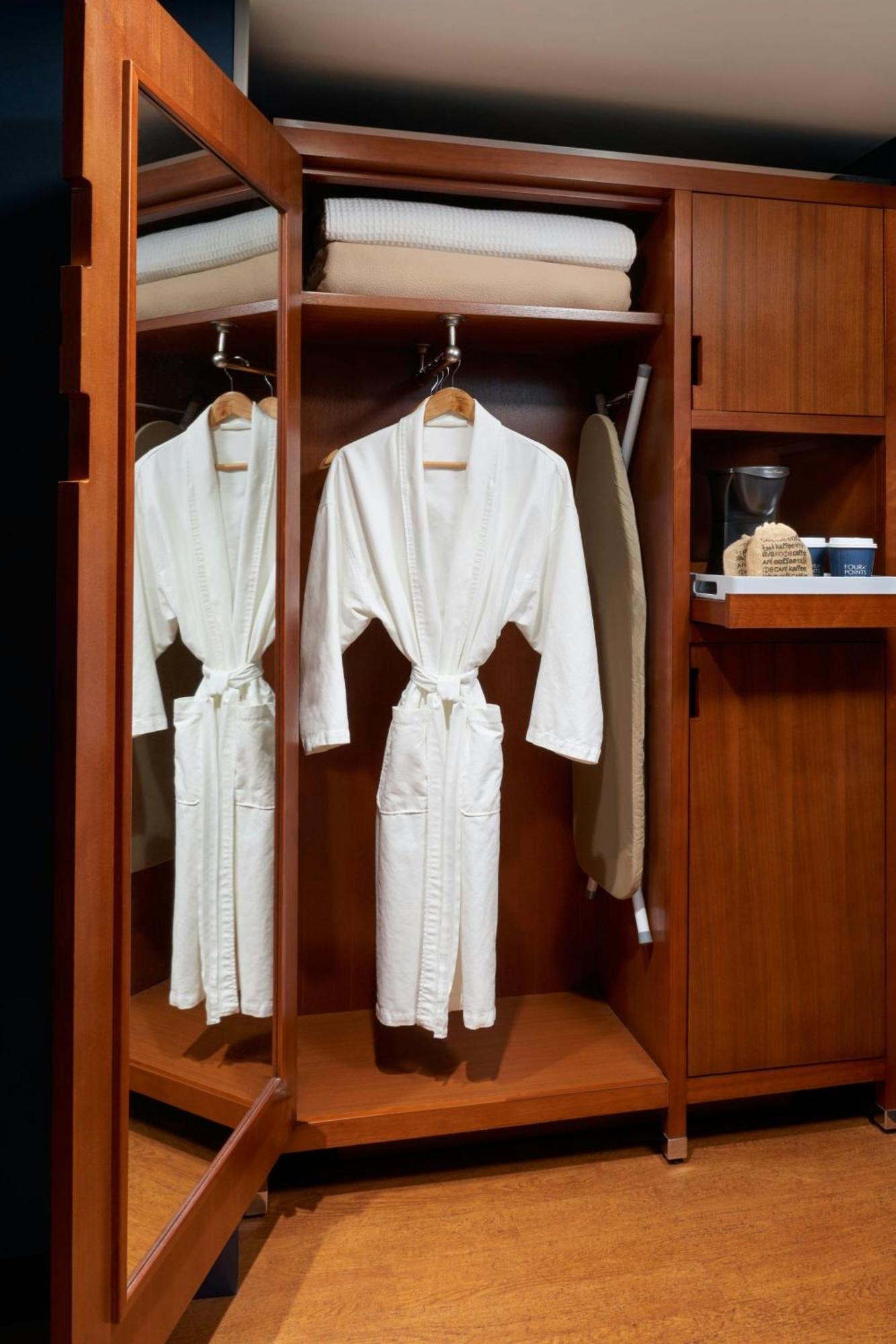Four Points By Sheraton Hotel & Conference Centre Gatineau-Ottawa Luaran gambar