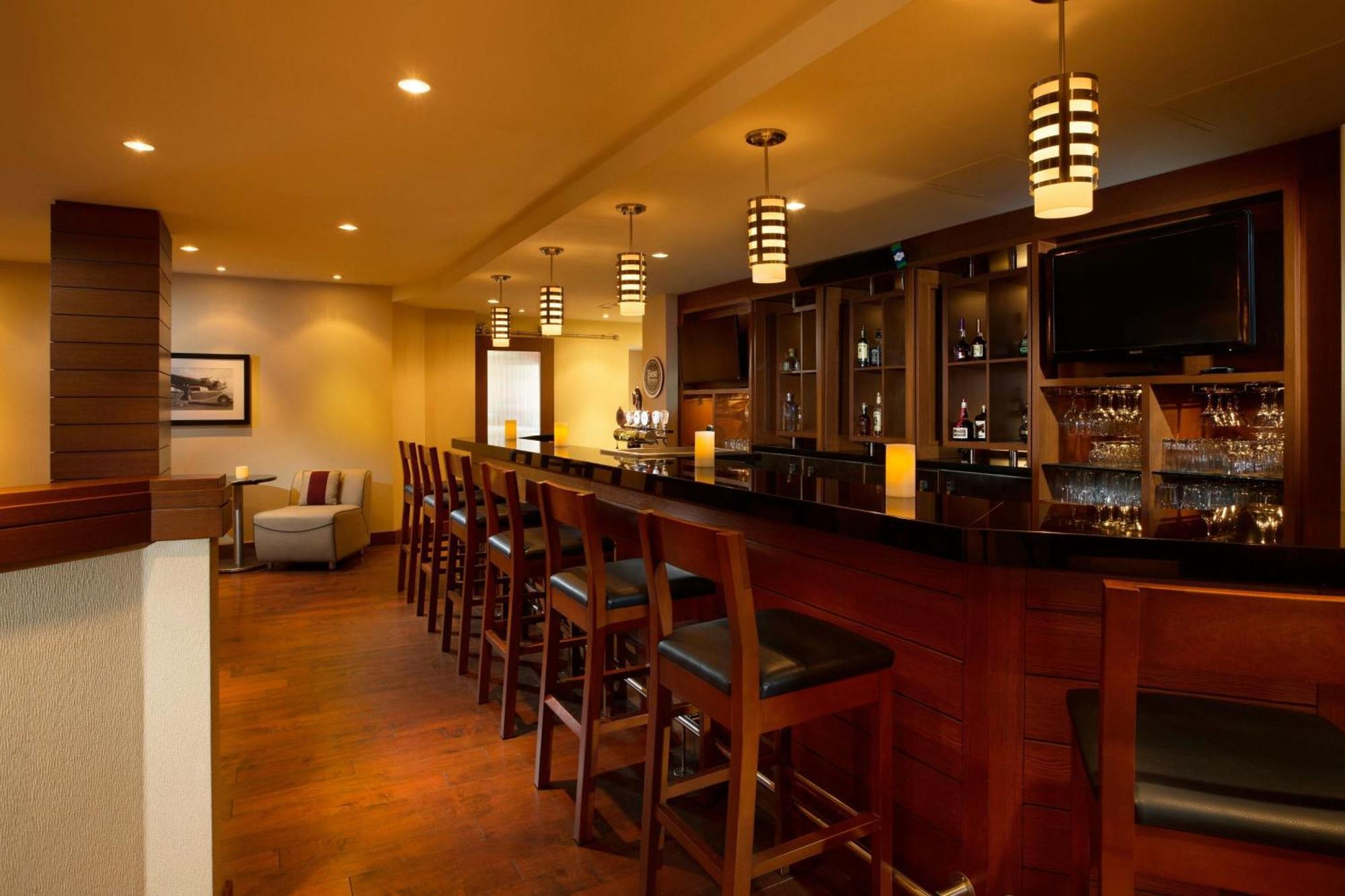 Four Points By Sheraton Hotel & Conference Centre Gatineau-Ottawa Luaran gambar